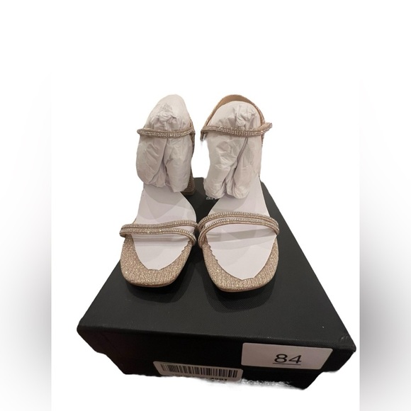 NIB Badgley Mischka Women’s Firey Heeled Sandals in Gold in size 7 - Picture 6 of 8